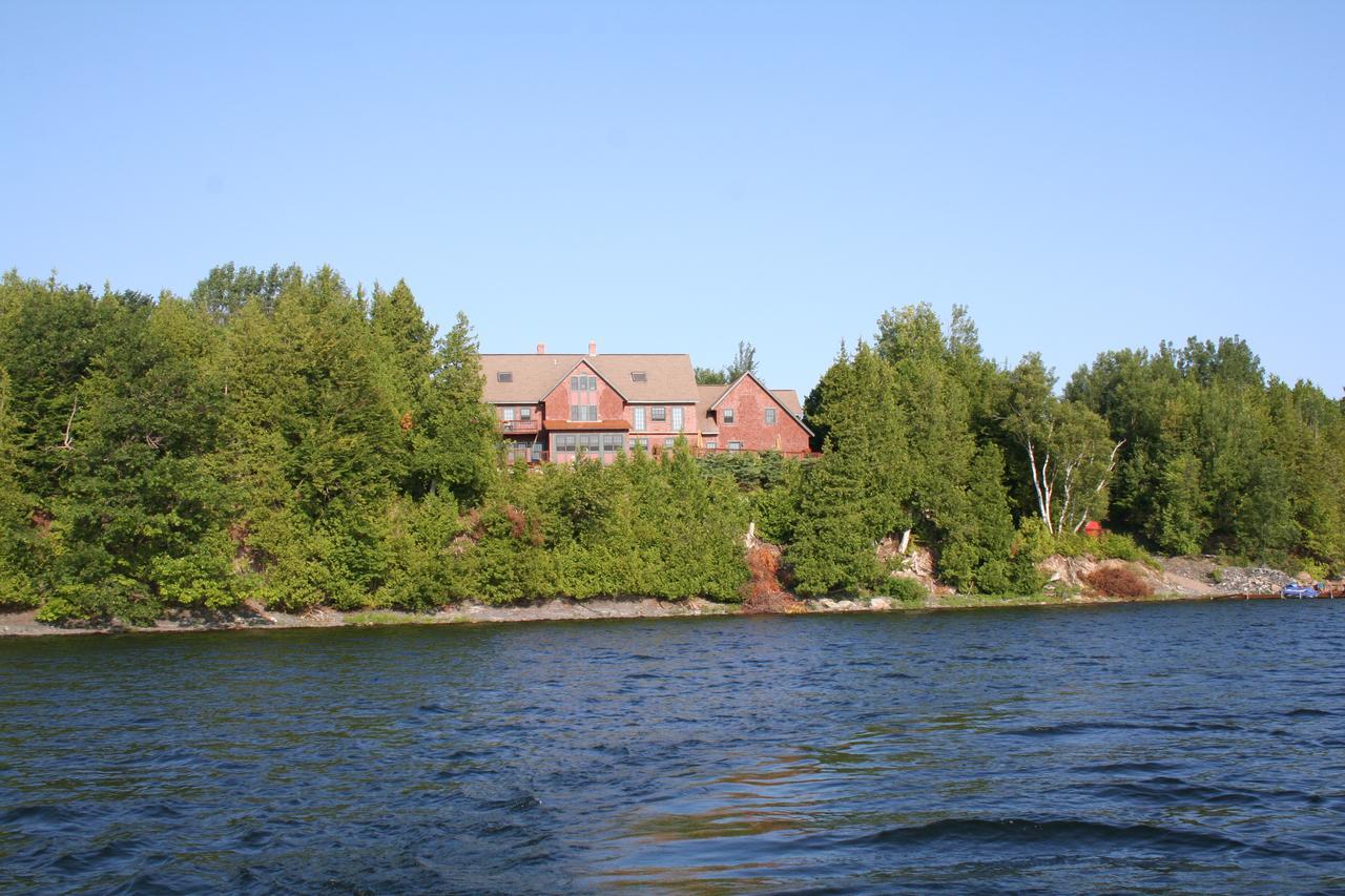 Fearn Lodge South Hero 外观 照片